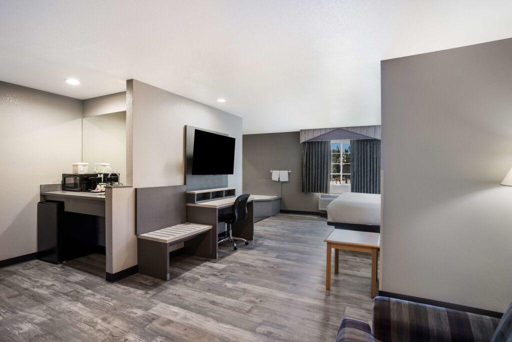 hotel image 13