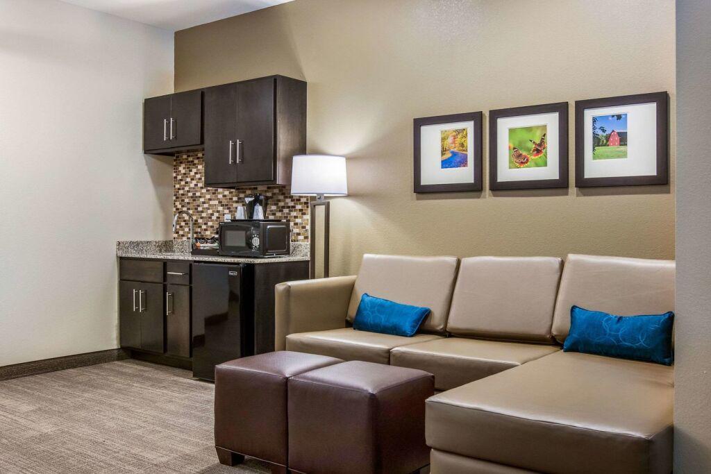 hotel image 16