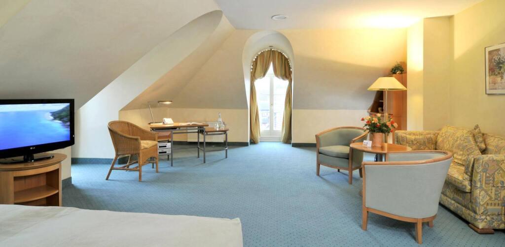hotel image 12