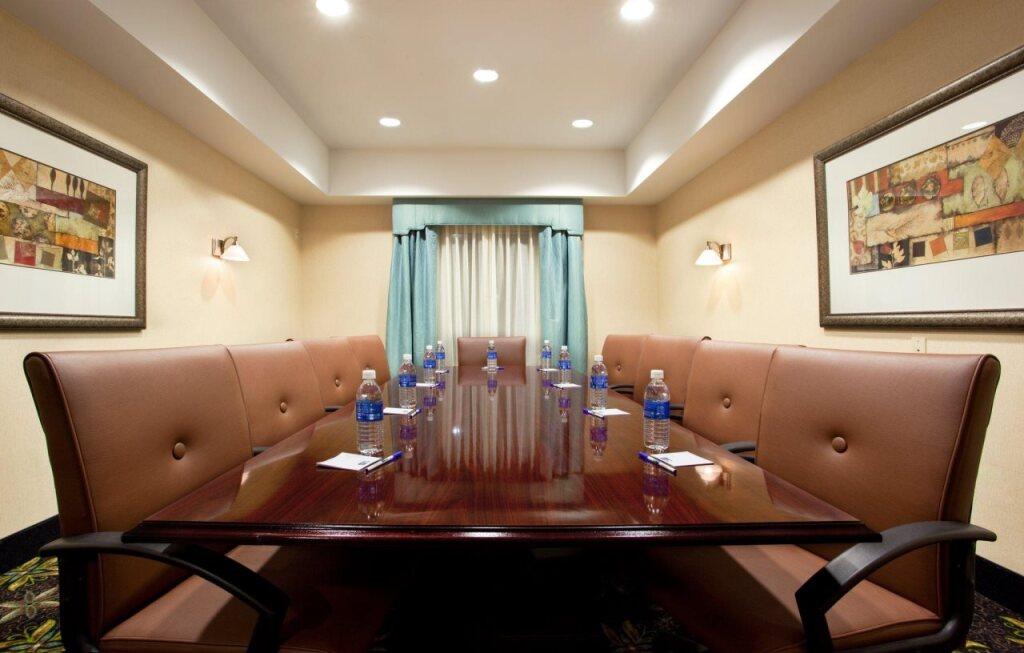 hotel image 10
