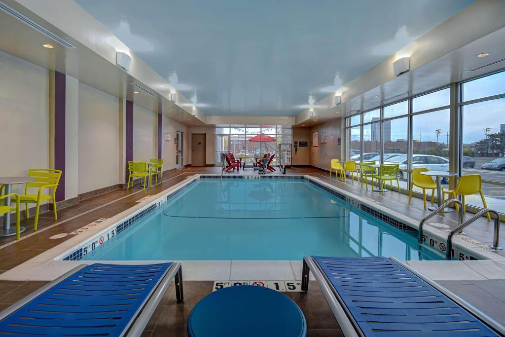hotel image 12