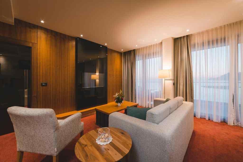 hotel image 16