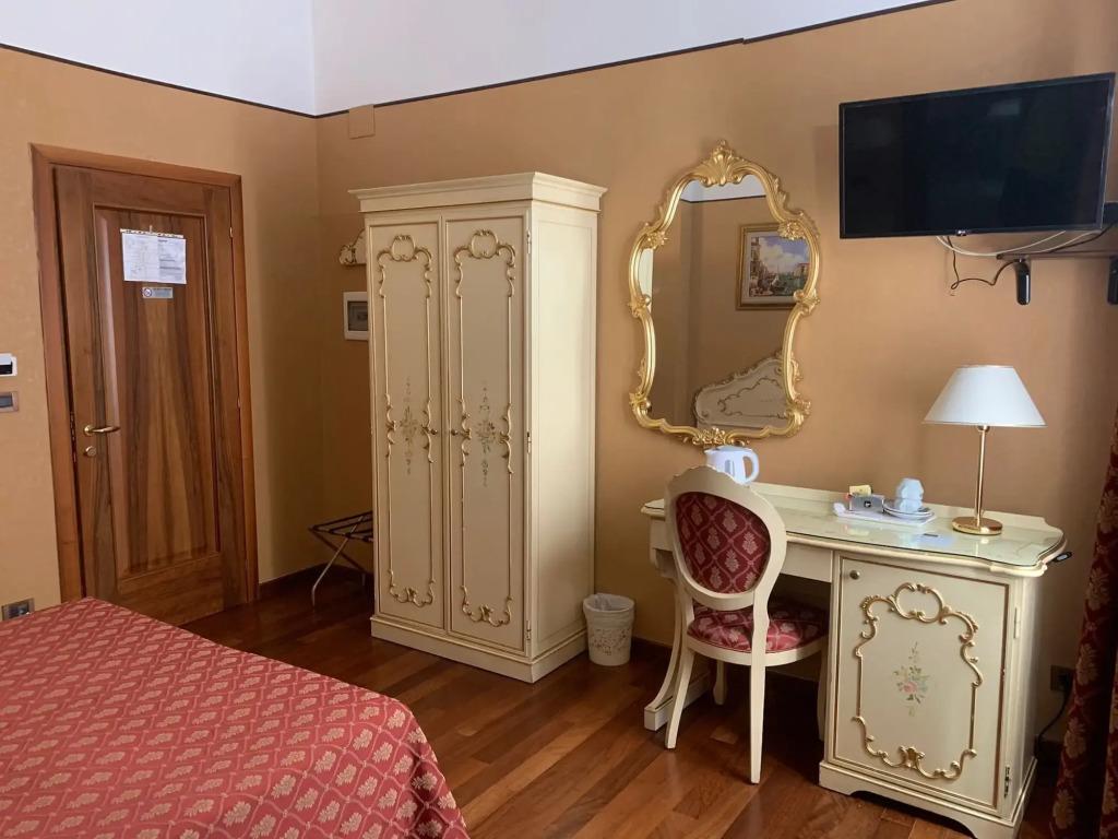 hotel image 18