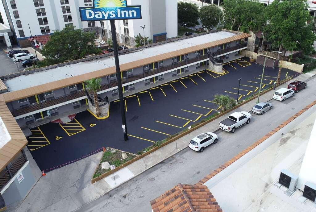 hotel image 8