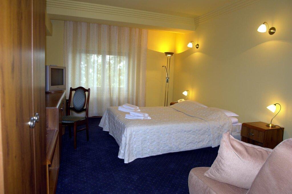 hotel image 13