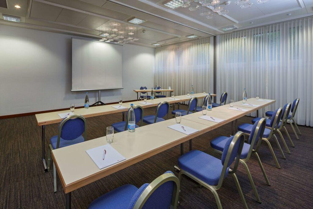 hotel image 39