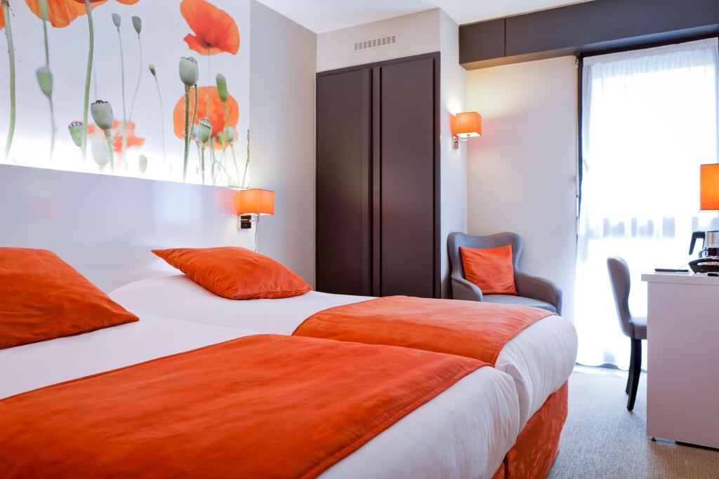 hotel image 9