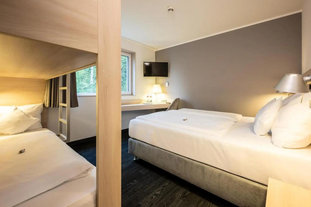 hotel image 32