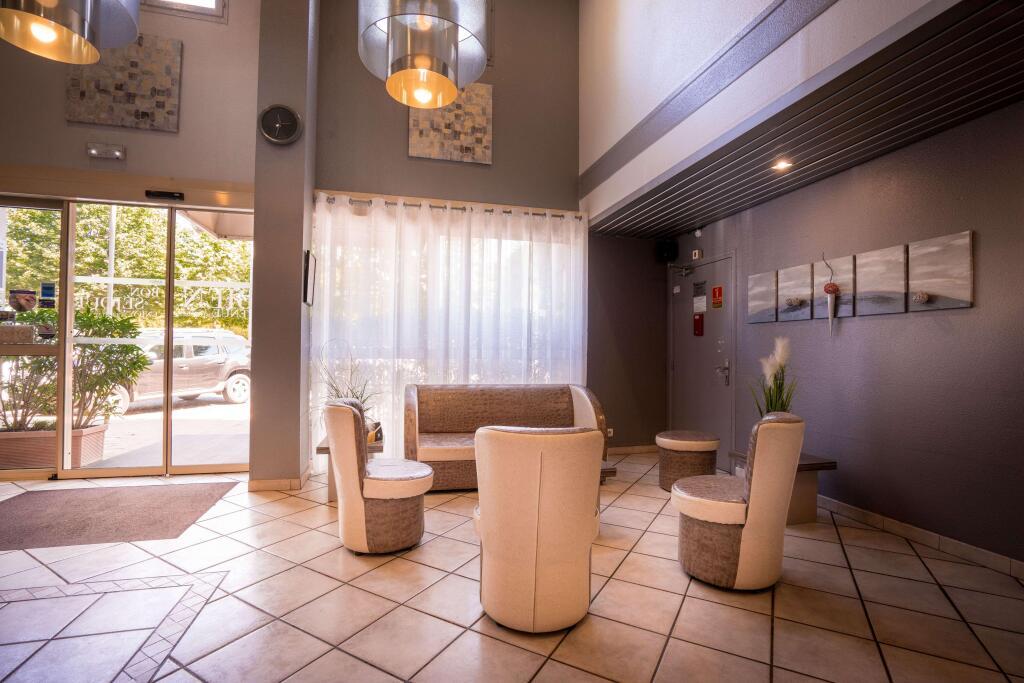 hotel image 38