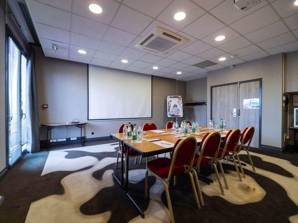 hotel image 16