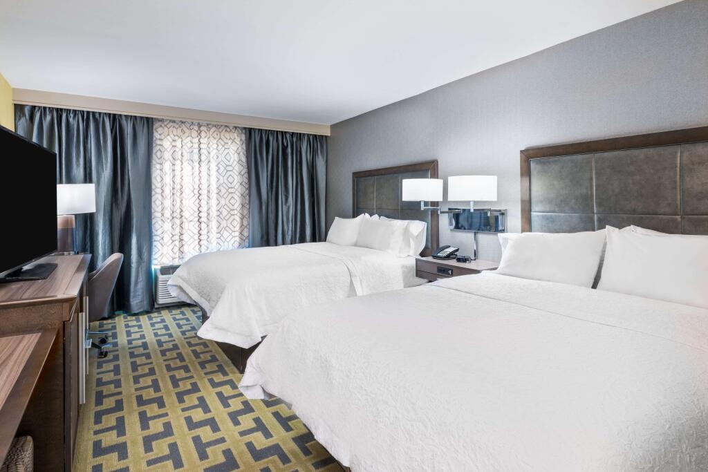 hotel image 13