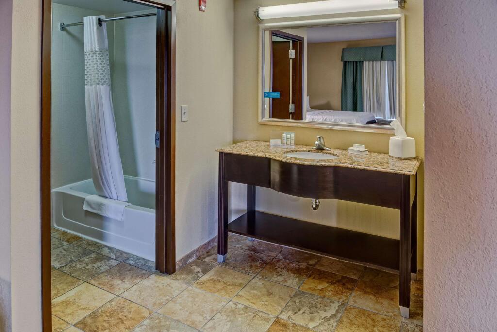 hotel image 16