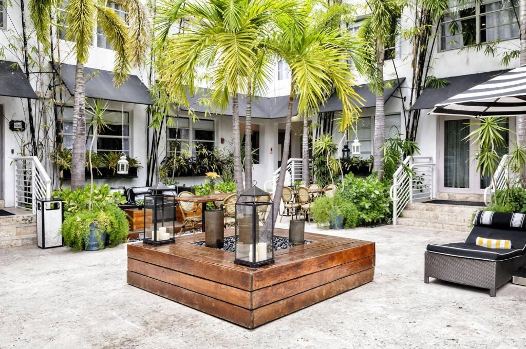hotel image 13