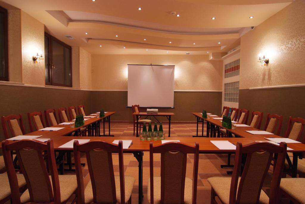 hotel image 12