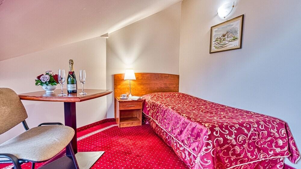 hotel image 11