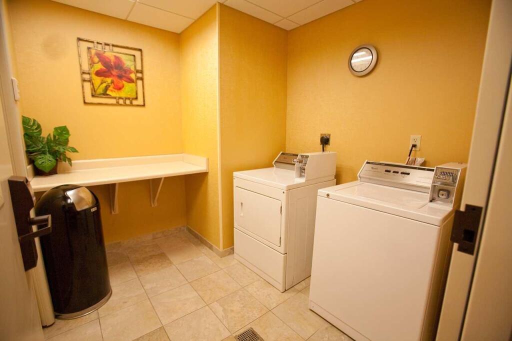 hotel image 10