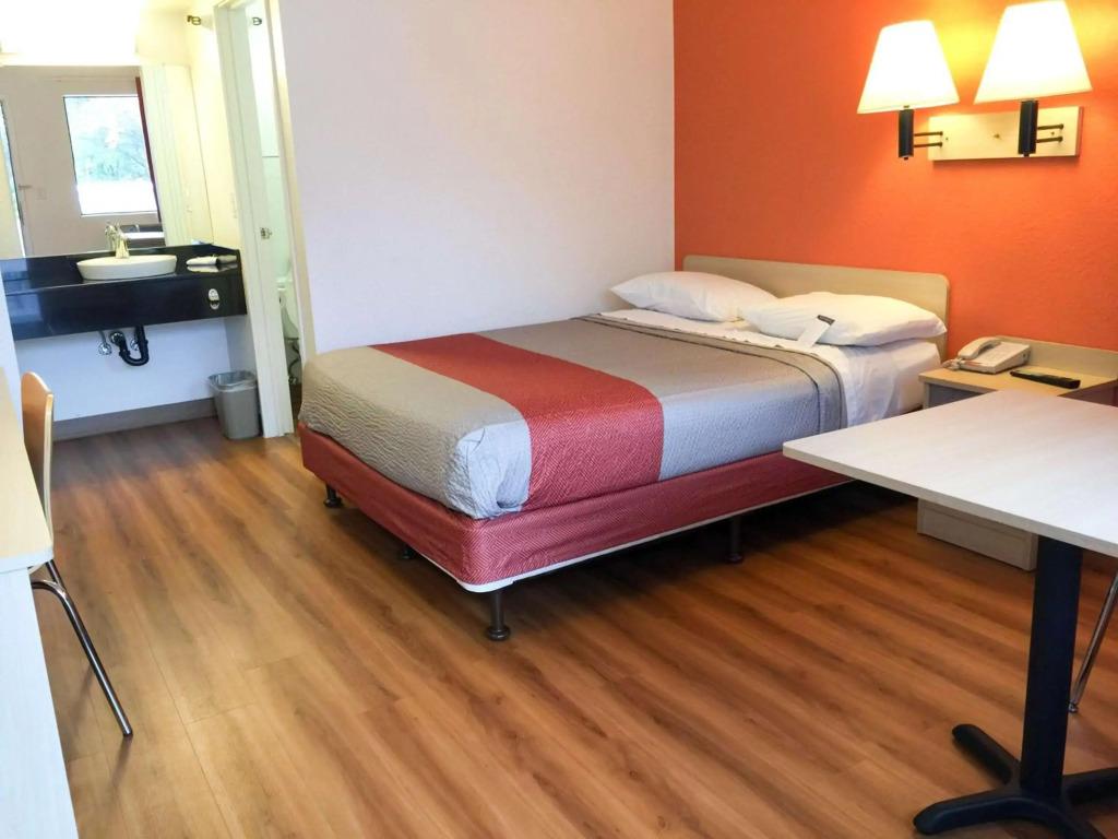 hotel image 10