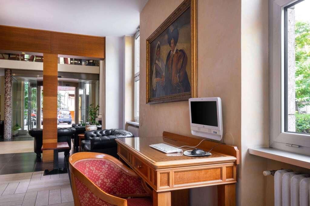 hotel image 12