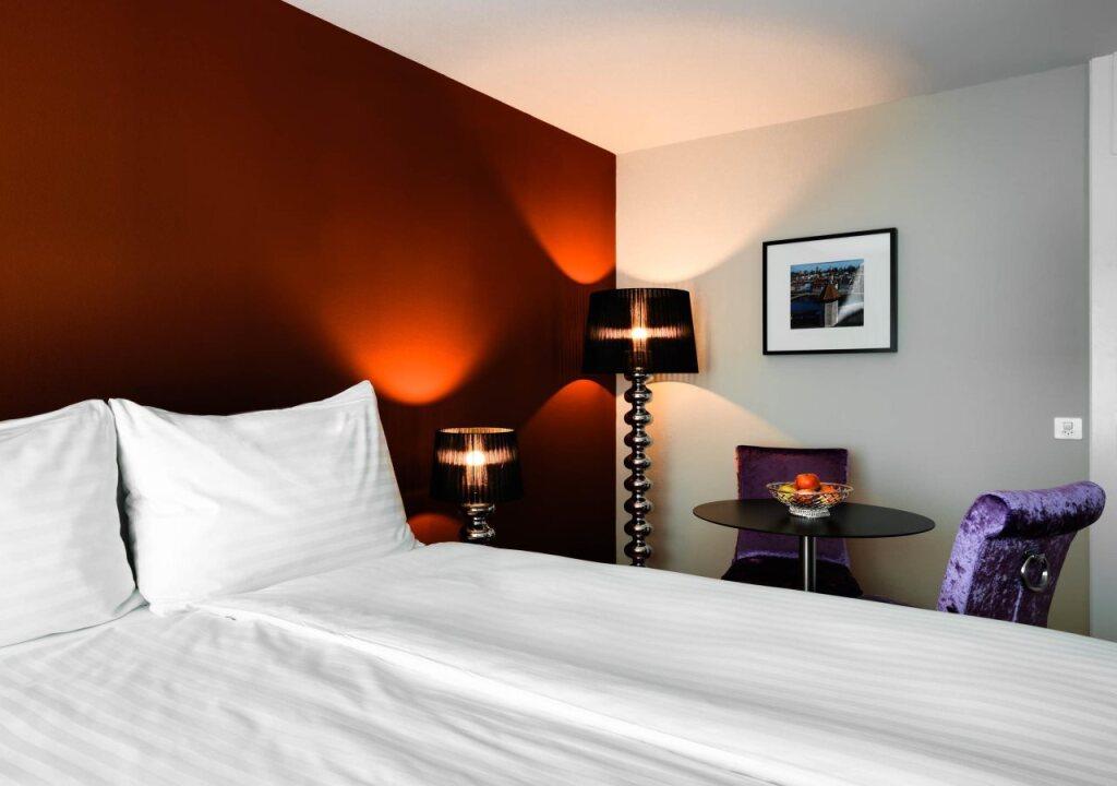 hotel image 12