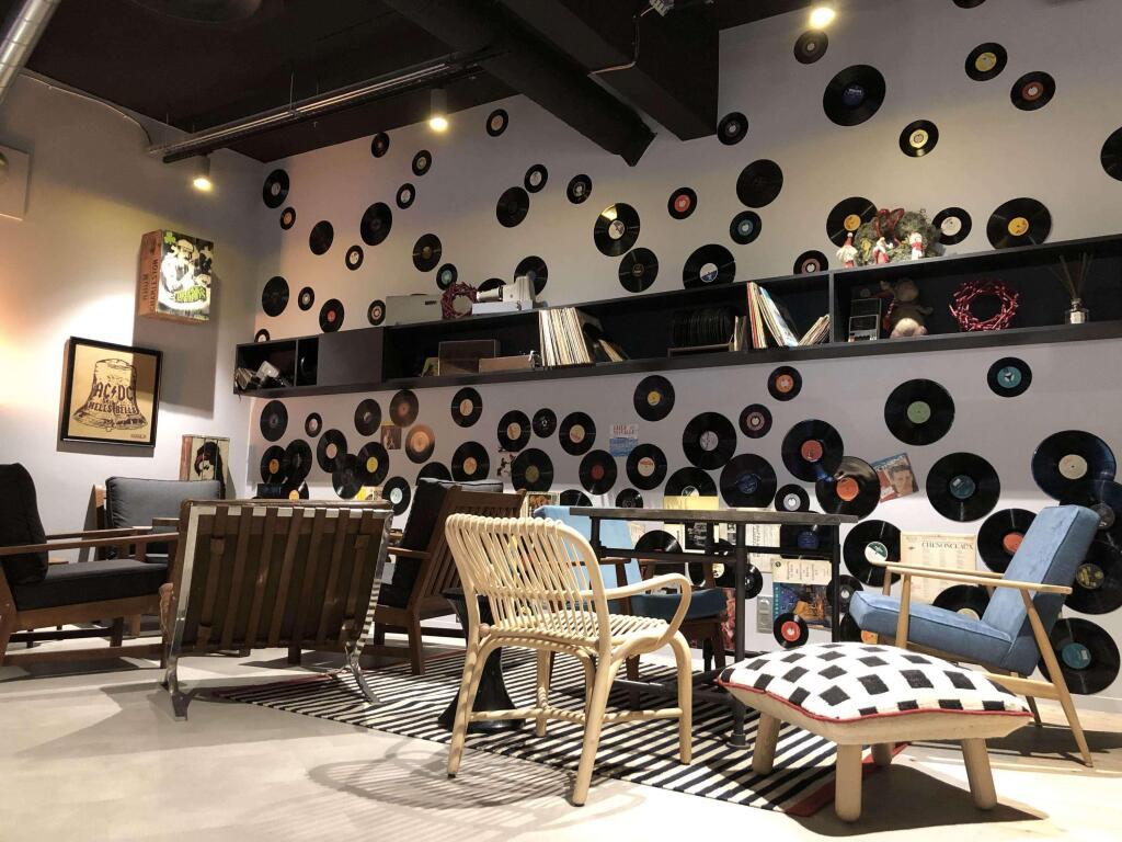 hotel image 16