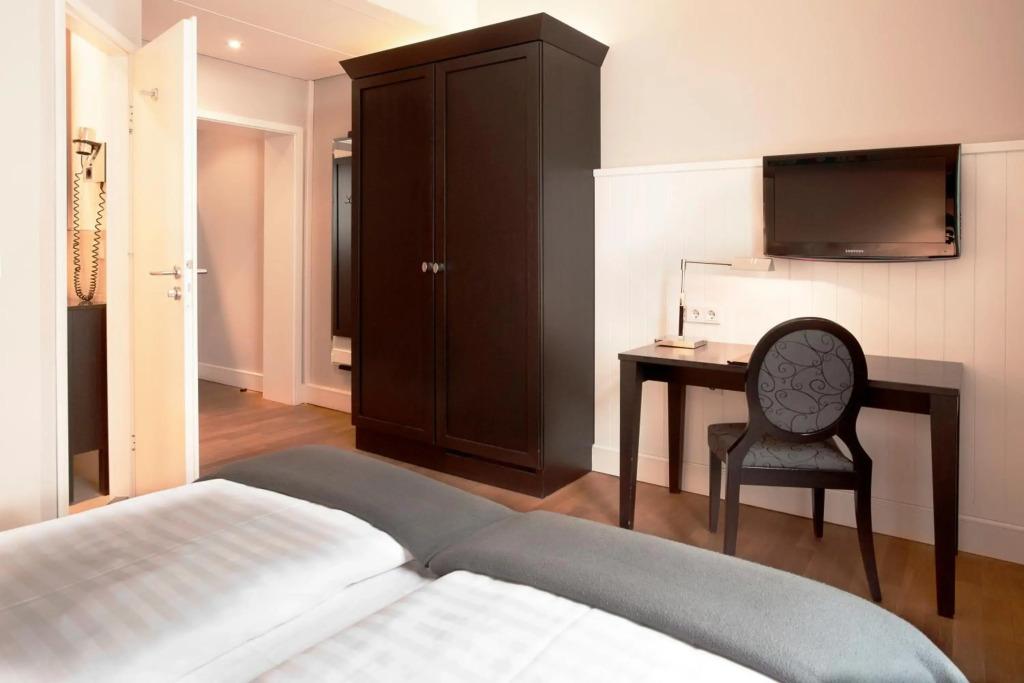 hotel image 12