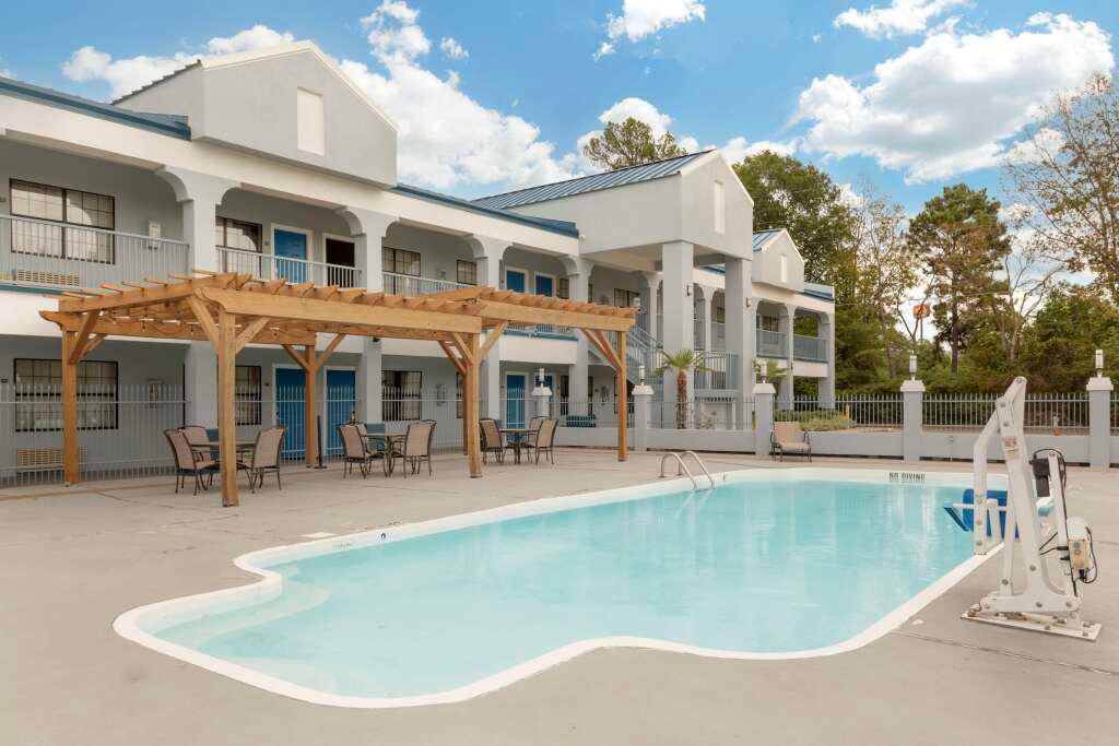 hotel image 10