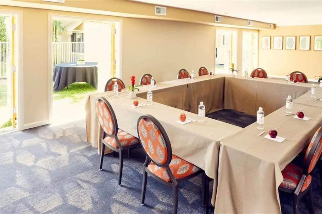 hotel image 10
