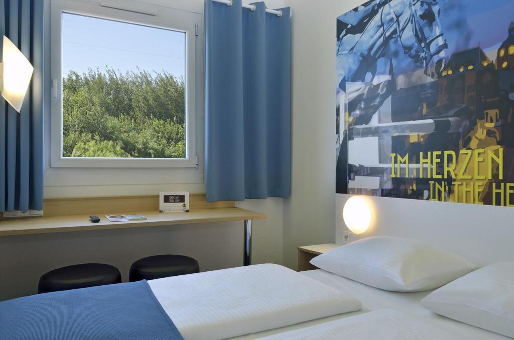hotel image 8