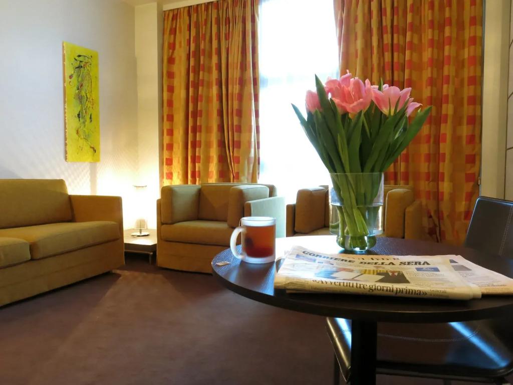hotel image 8