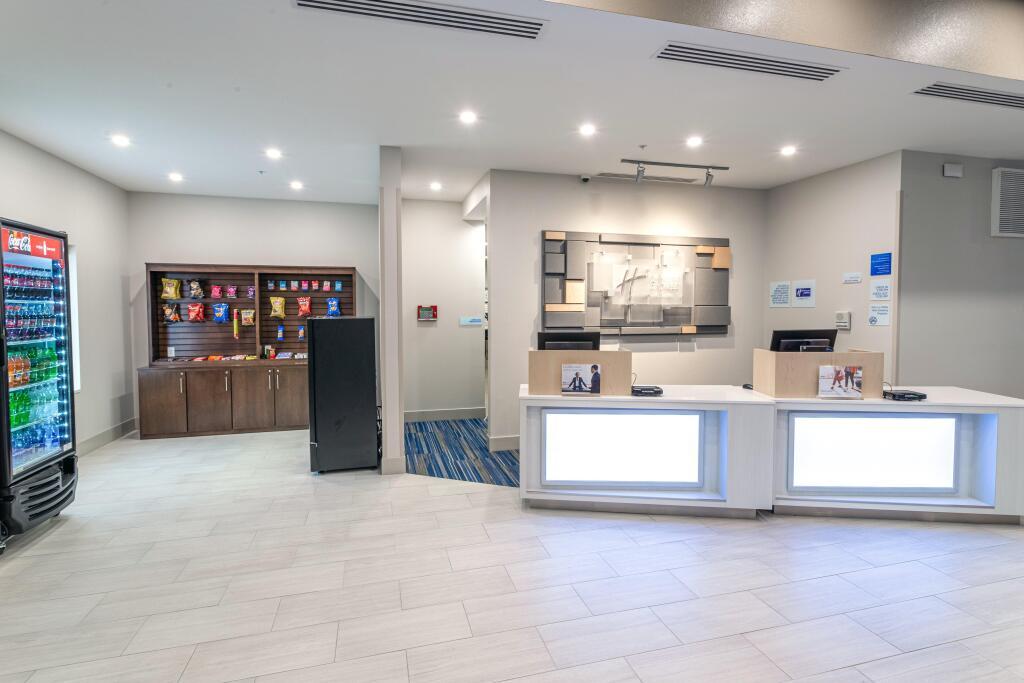 hotel image 13