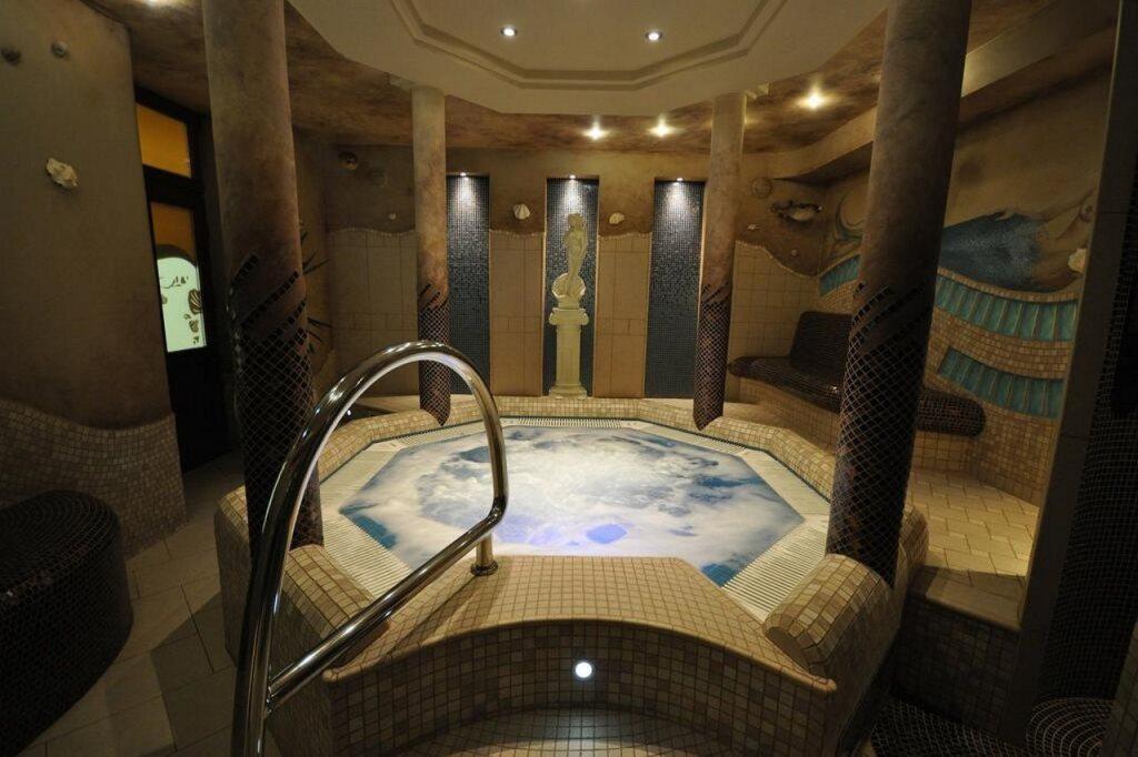hotel image 11