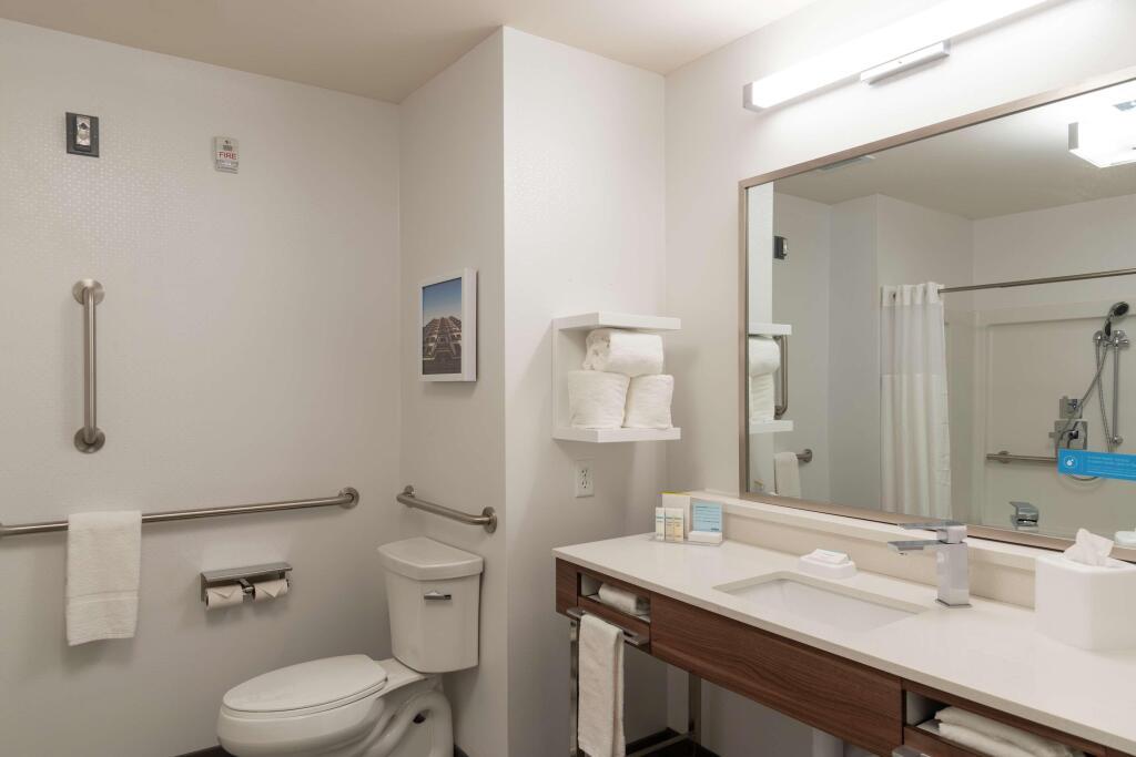 hotel image 13