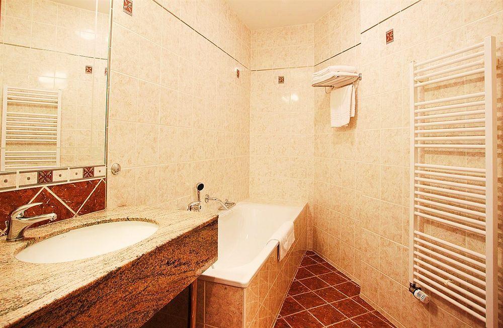 hotel image 14