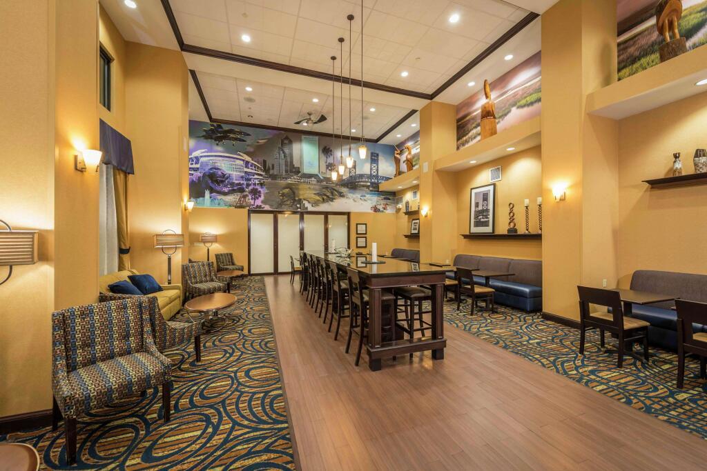 hotel image 13