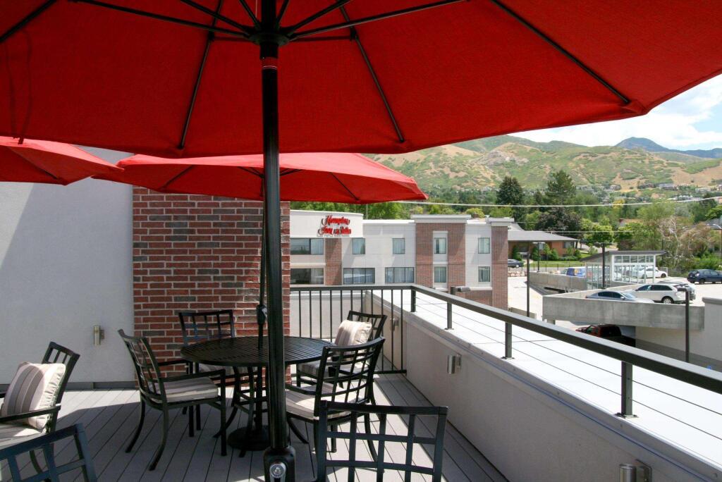 hotel image 9