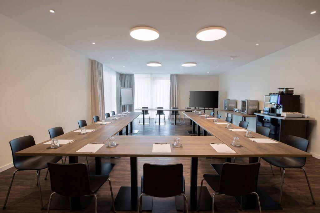 hotel image 9