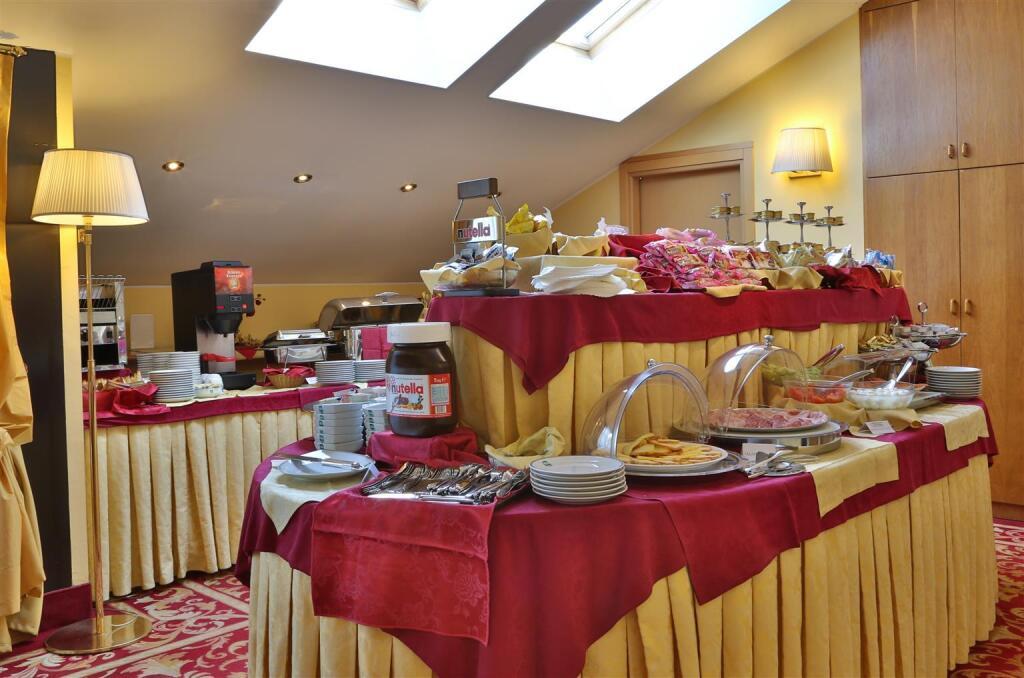 hotel image 9