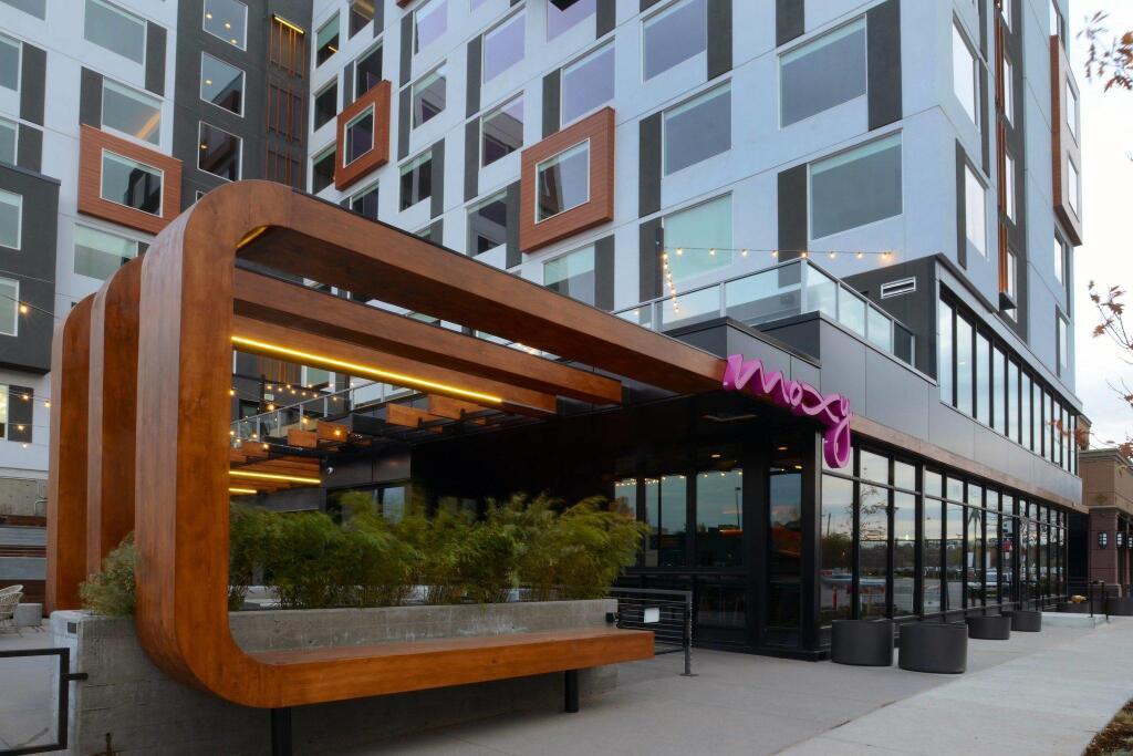 hotel image 16