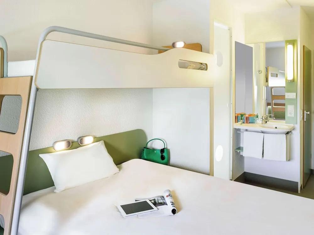 hotel image 8