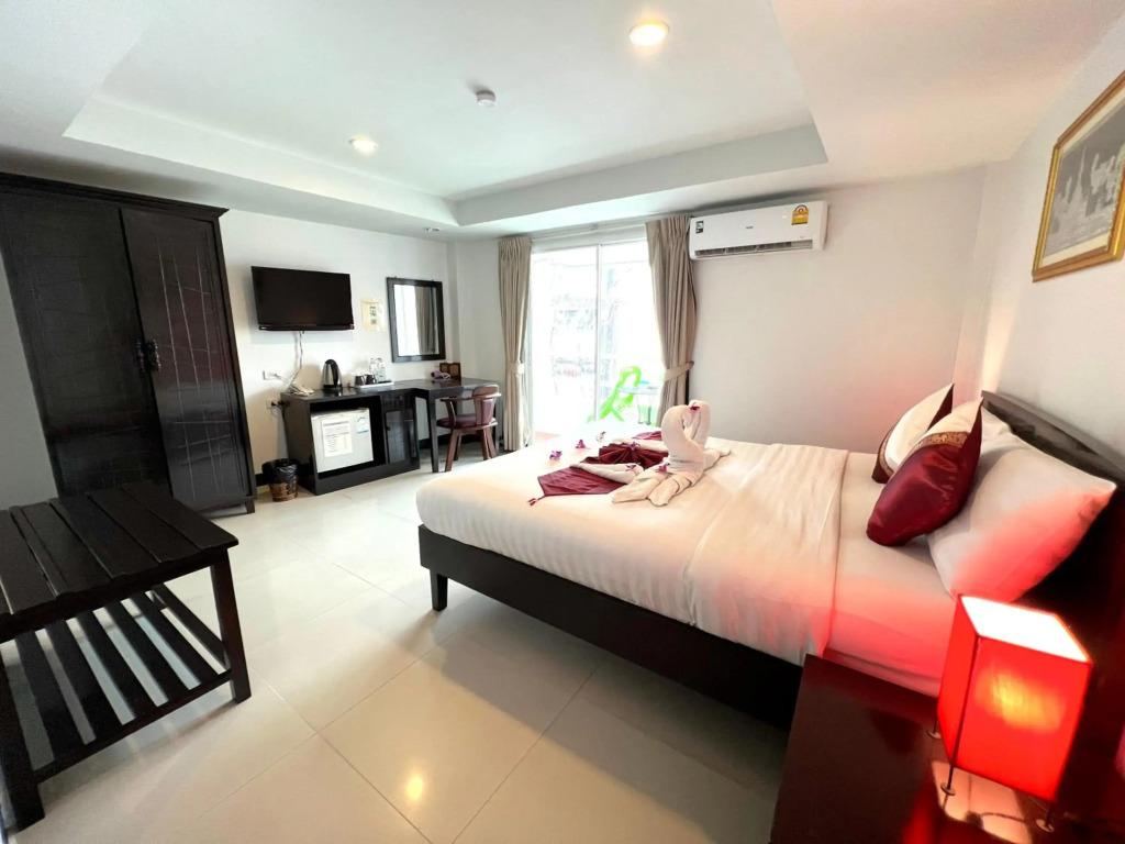 hotel image 13