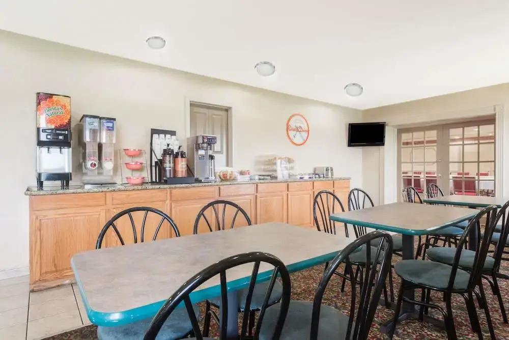 hotel image 13