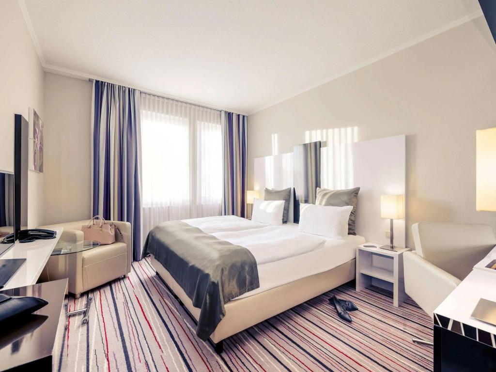 hotel image 13