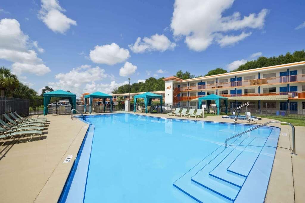 hotel image 12