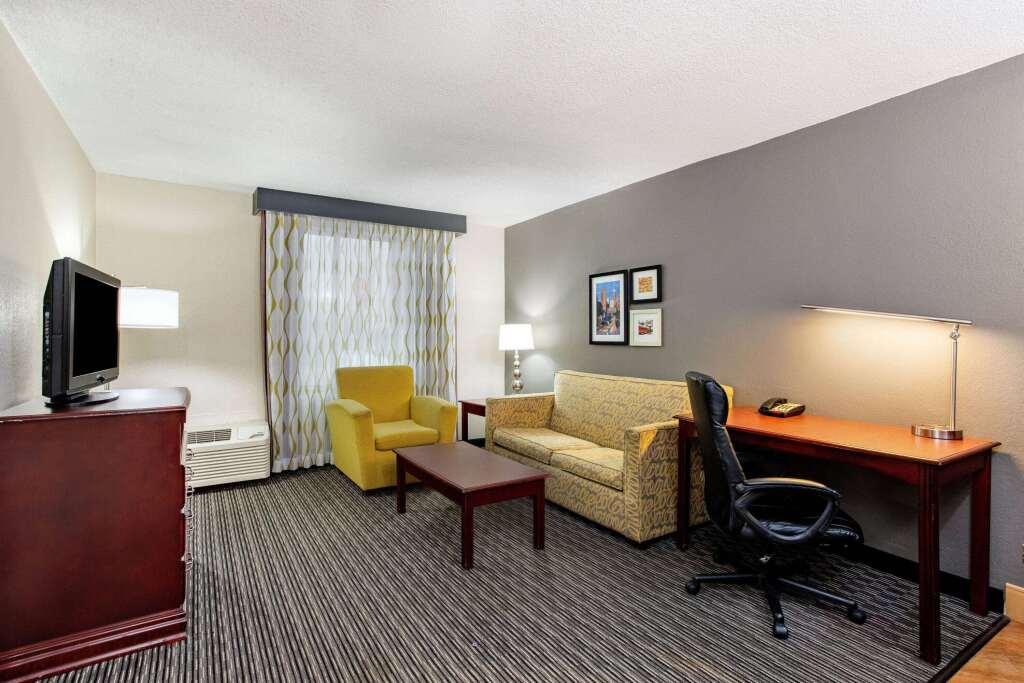 hotel image 8