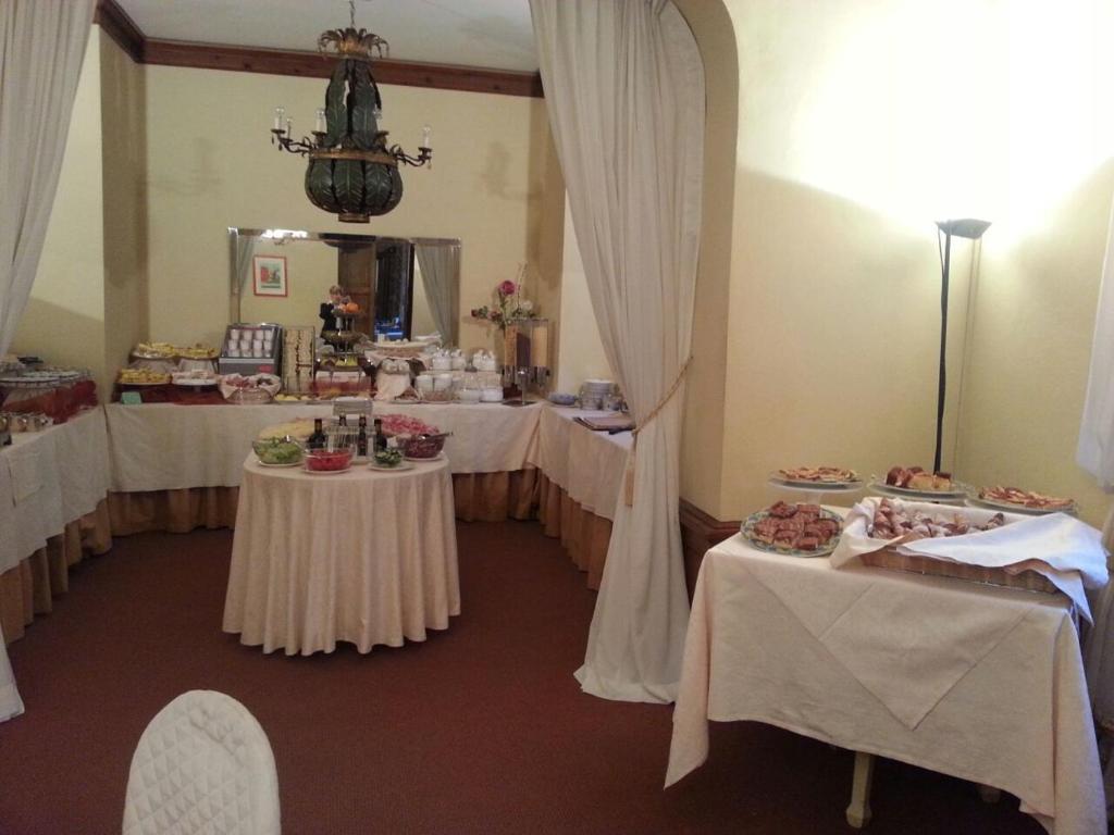 hotel image 16
