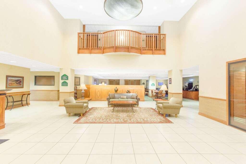 hotel image 9