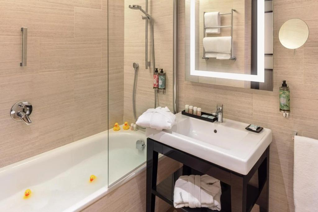 hotel image 18