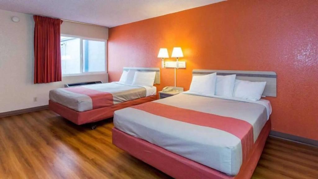 hotel image 12