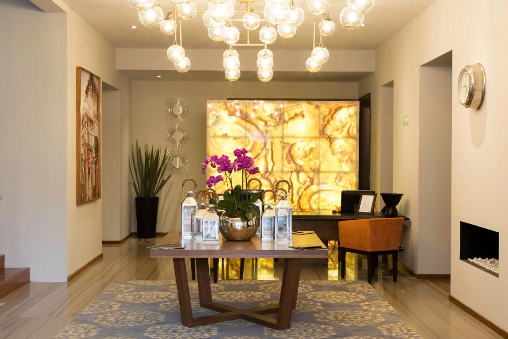 hotel image 13