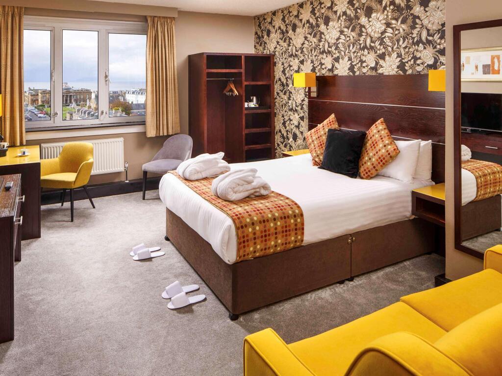 hotel image 12